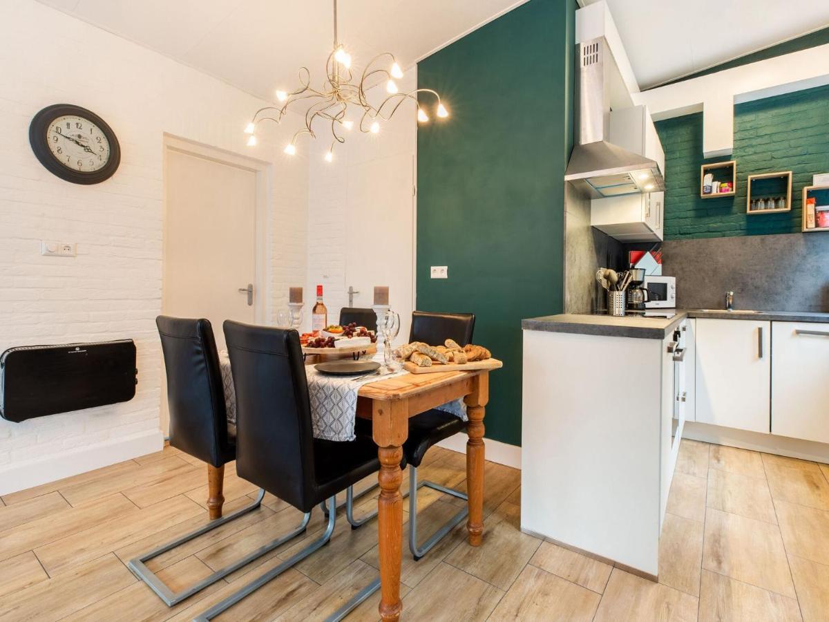 Endearing Holiday Home In Noordwijkerhout With Garden Bbq Esterno foto