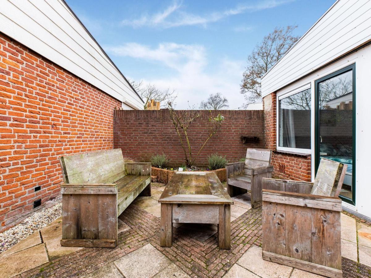 Endearing Holiday Home In Noordwijkerhout With Garden Bbq Esterno foto